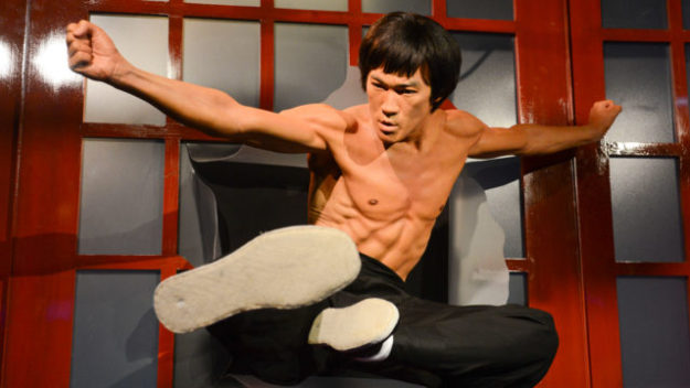 bruce-lee-kick-1200-640×360